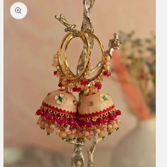 FARWAH ALI HAND-PAINTED PAKISTANI INDIAN MAYA HOOP EARRINGS - Picture 1 of 2